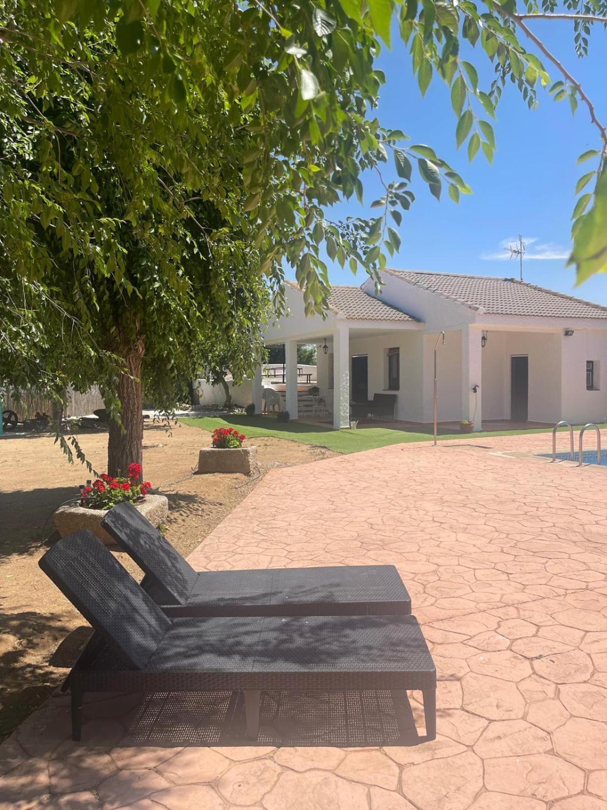 Apartment Marichu. Piscina, Bbq Y A 15 Min Puy Du Fou